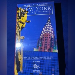 Museum City Series: New York - First City of the World (1997)